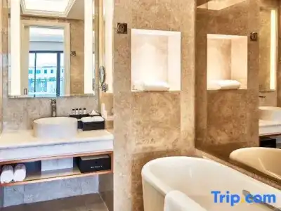 Sheraton Grand Danang Beach Resort & Spa - 120