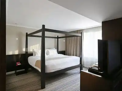 S15 Sukhumvit - 34