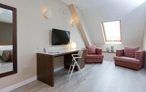 Vértice Sevilla - 60