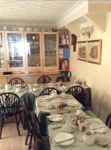 Acorn Guest House - 16
