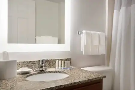 Towneplace Suites by Marriott Boca Raton - 30