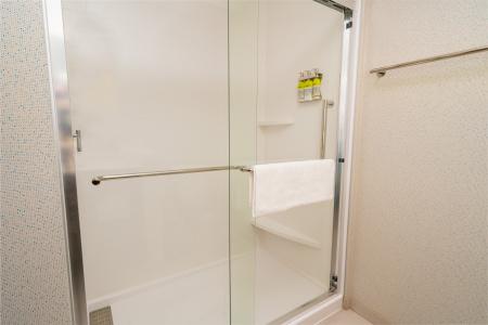 Holiday Inn Express & Suites Las Vegas - E Tropicana by IHG - 9