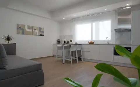 Athens Hill Luxury Apartments - 102