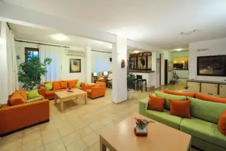 Paloma Garden - 9