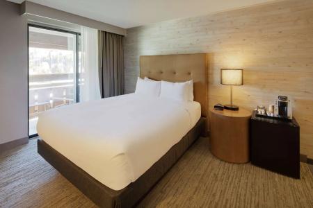 Highline Vail - a DoubleTree by Hilton - 4