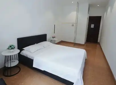 BH Riverside - 2