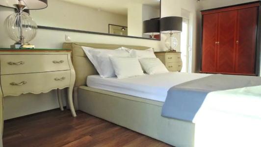 Refresh Boutique Apartments - 118