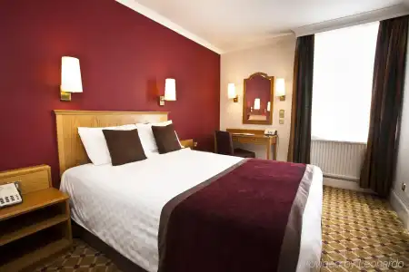 The County, Newcastle - 1