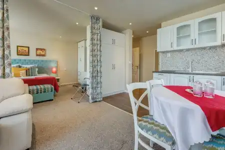 City Boutique Inn - 66