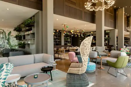 Motel One Barcelona - Ciutadella - 26