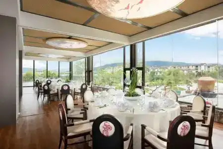 Howard Johnson Jinlin Plaza Lijiang - 16