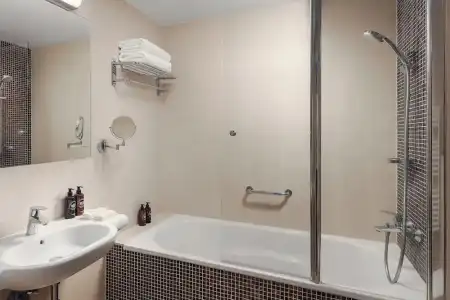Harvey Spa - 53