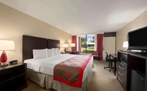 Ramada Inn of Naples - 6