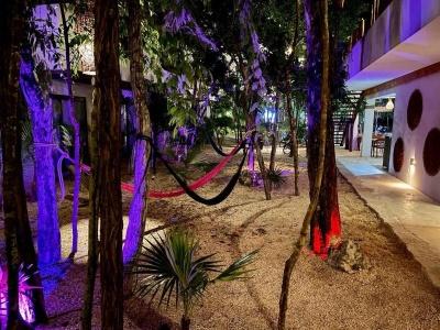 Niik Tulum - 36