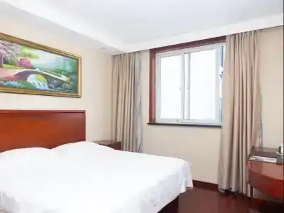 GreenTree Inn (Shanghai Jiangwan Town) - 13