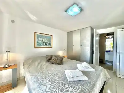 Sun Rose Apartments - 38