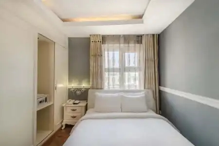 Me Saigon Boutique - 42