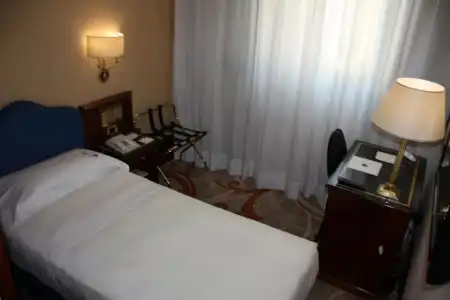 UNAHOTELS Scandinavia Milano - 13
