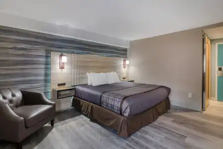 Yankee Clipper Inn, SureStay Collection by Best Western - 61