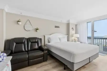 Daytona Beach Resort - 1