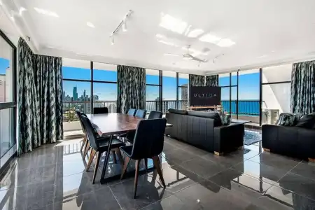 ULTIQA Beach Haven At Broadbeach - 24