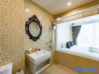 LullaBella Patong - 37