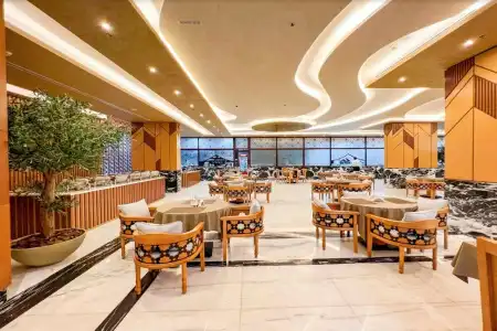 Luxe Grand Apartments - 31