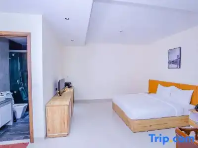Sea Breeze Resort - 309