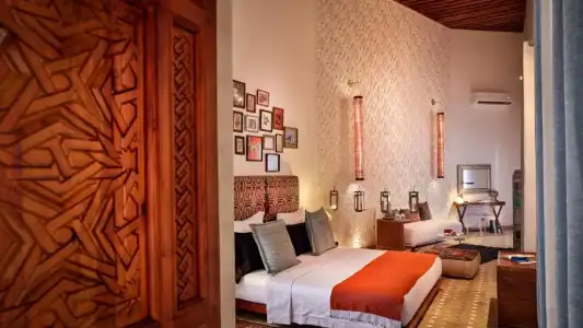 Karawan Riad - 34