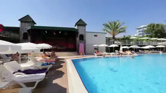 Galeri Resort - 17