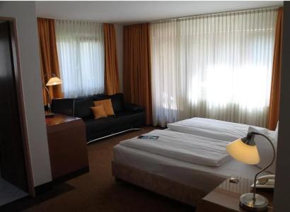 Flora Möhringen - 24