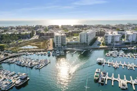 Residence Inn by Marriott Marina del Rey - 47