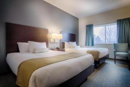 Sun & Ski Inn And Suites - 115