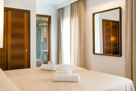 Sagitario Hostal Ciutadella - 28