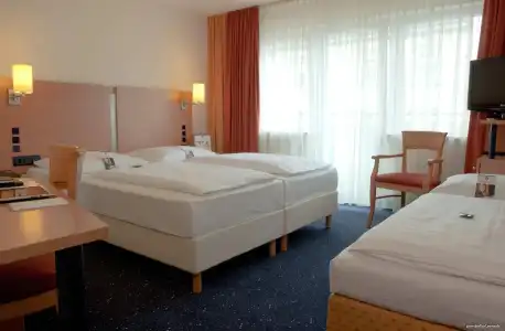 Plaza Frankfurt - 2