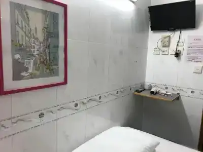 Beverly Guest House - 23