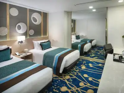 Solitaire Bangkok Sukhumvit 11 - 33