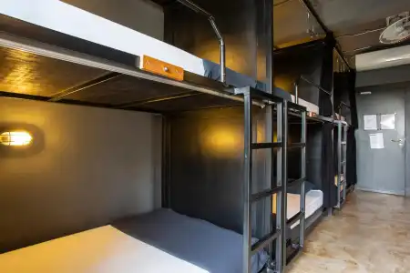 Box Hostel N Cafe - 14