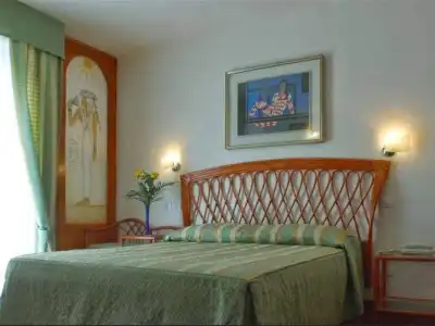 Soraya - 23