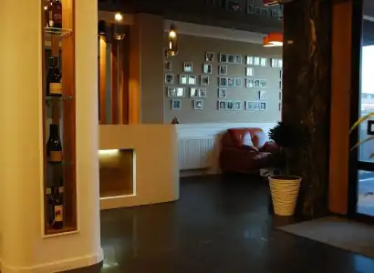 Apart West - 16