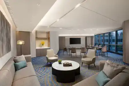 HUALUXE Shanghai Changfeng Park by IHG - 14