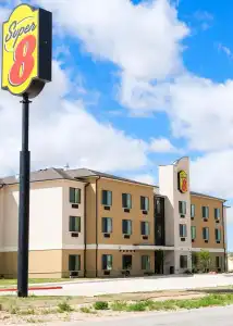 Super 8 By Wyndham Stanton - 8