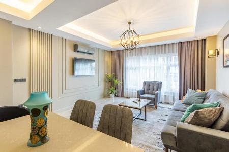 Seraglio & Suites - 141