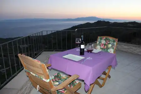 Assos Kayalar Terrace Boutique - 10