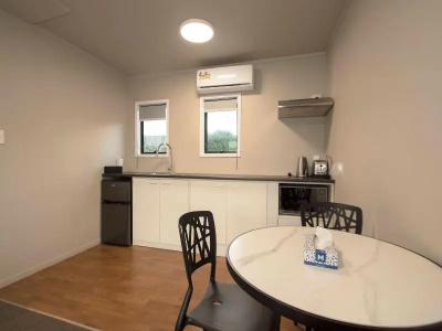 Middlemore Motel - 31