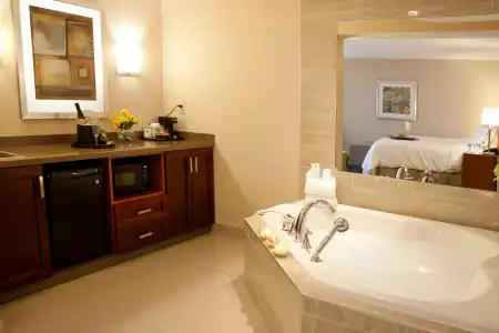 Hampton Inn by Hilton Brampton Toronto - 7
