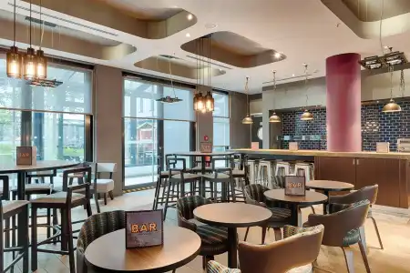Premier Inn Berlin Alexanderplatz - 23
