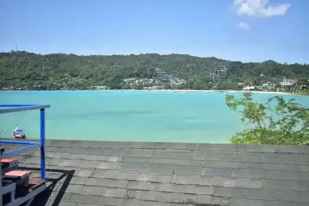 Phi Phi Beach Front Resort - 44
