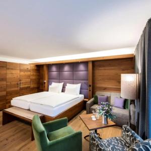 Lenzerhorn – Alpine Stay, Spa & Savour - 43