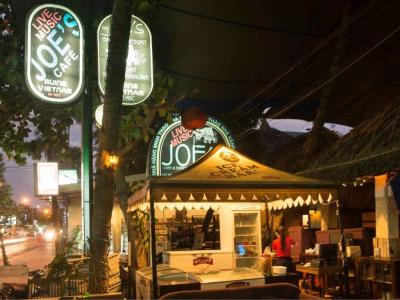 Joes Cafe - 10